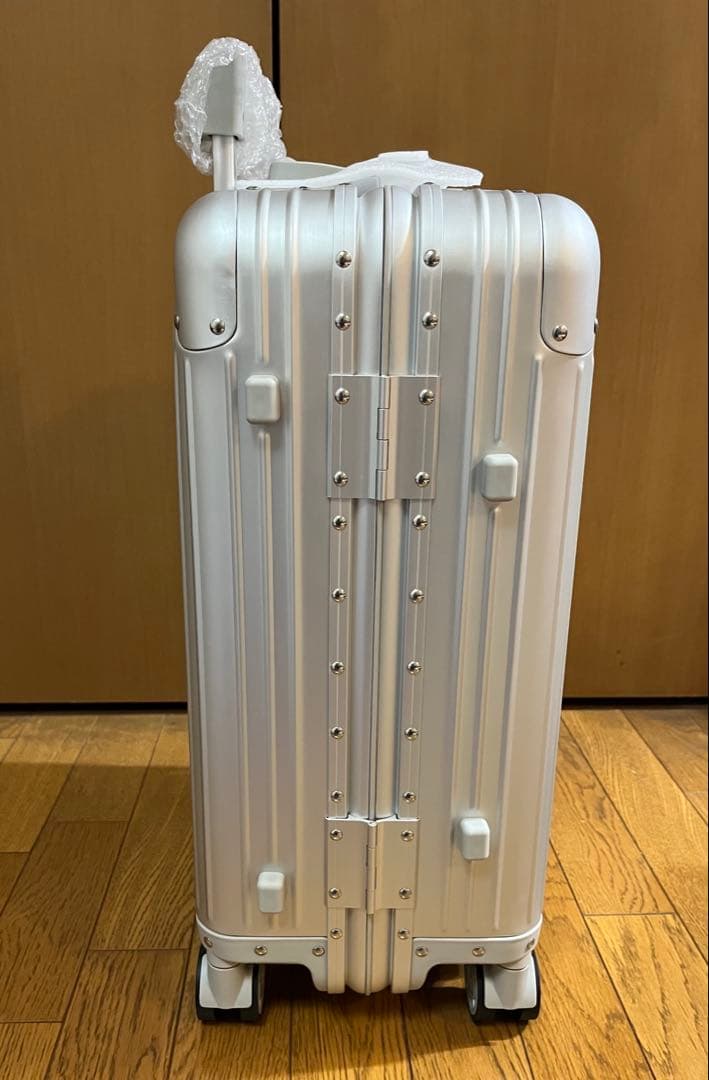 Mercedes-Benz アルミニウムキャリーケース32L