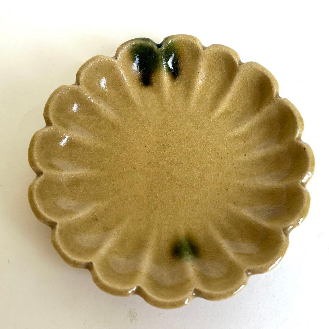 【希少、美品】小皿 皿 菊小皿 5枚 木箱美濃焼の名工　大嶋久興　【子の日窯】