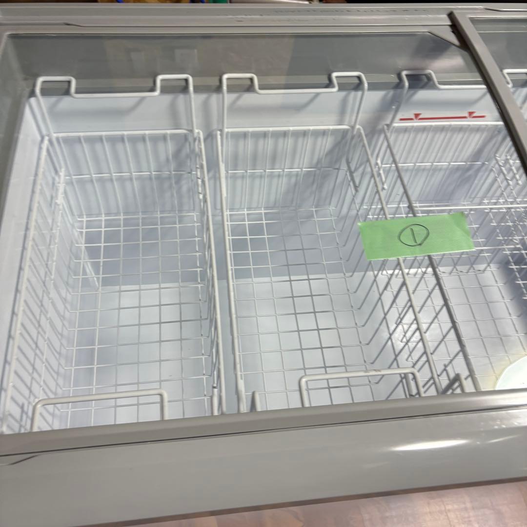 ① 24年購入品　業務用330L冷凍ショーケース　JCMCS-330L