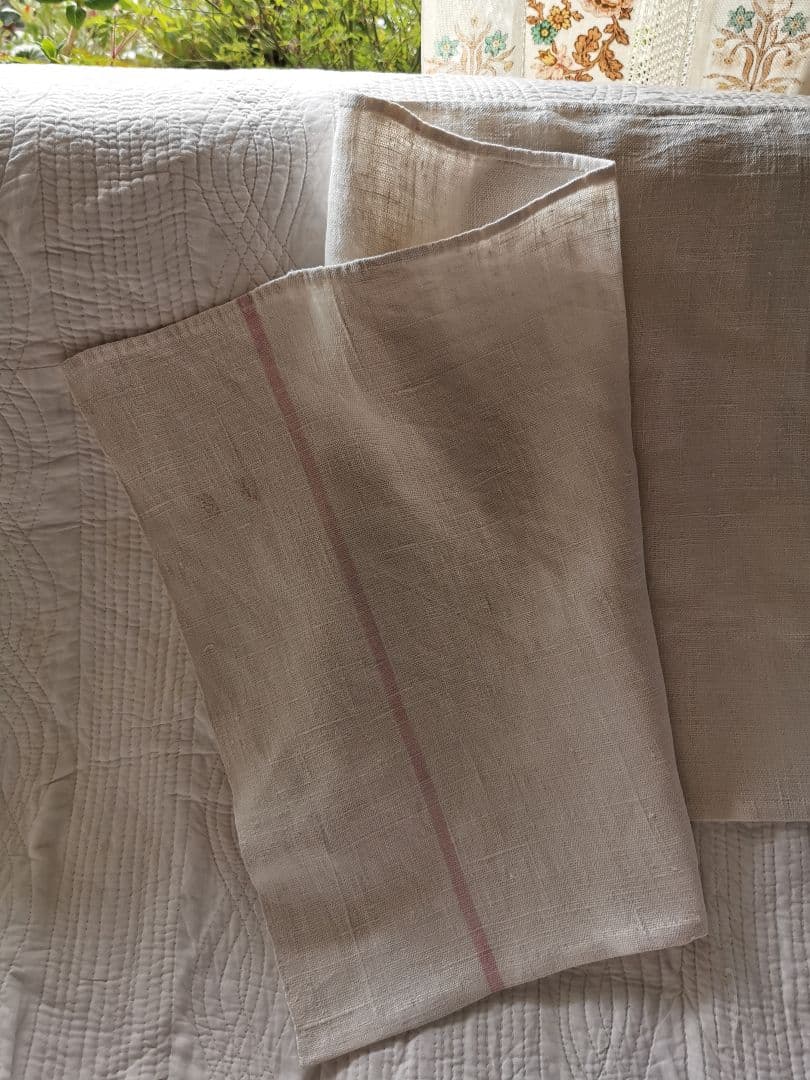 アンティーク フレンチリネンクロス イニシャルBL赤糸刺繍 シャビーピンクライン