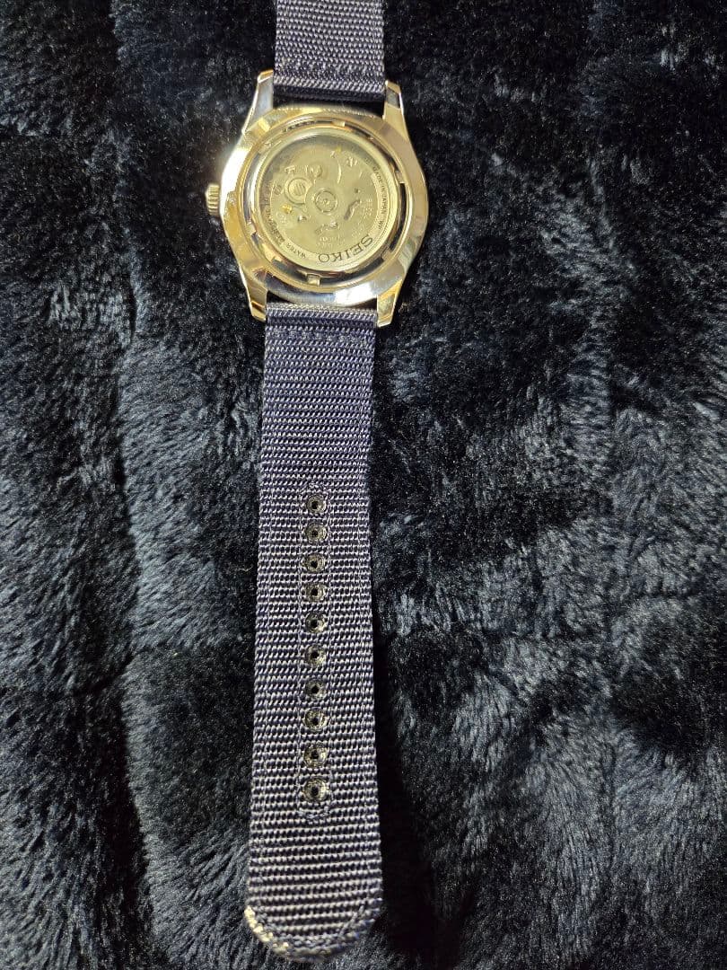 チ*パ様 SEIKO 5 ミリタリー ネイビー 迷彩柄NATOベルト付
