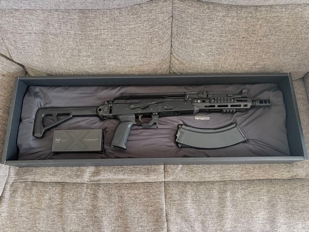 東京マルイ　ガスブローバック　AKX
