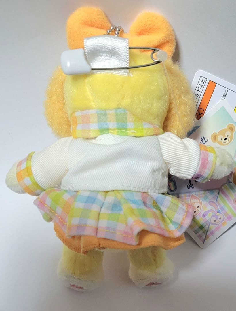 ぬいぐるみバッジ　７種　ダッフィーのハートフェルトレターズオブフレンドシップ