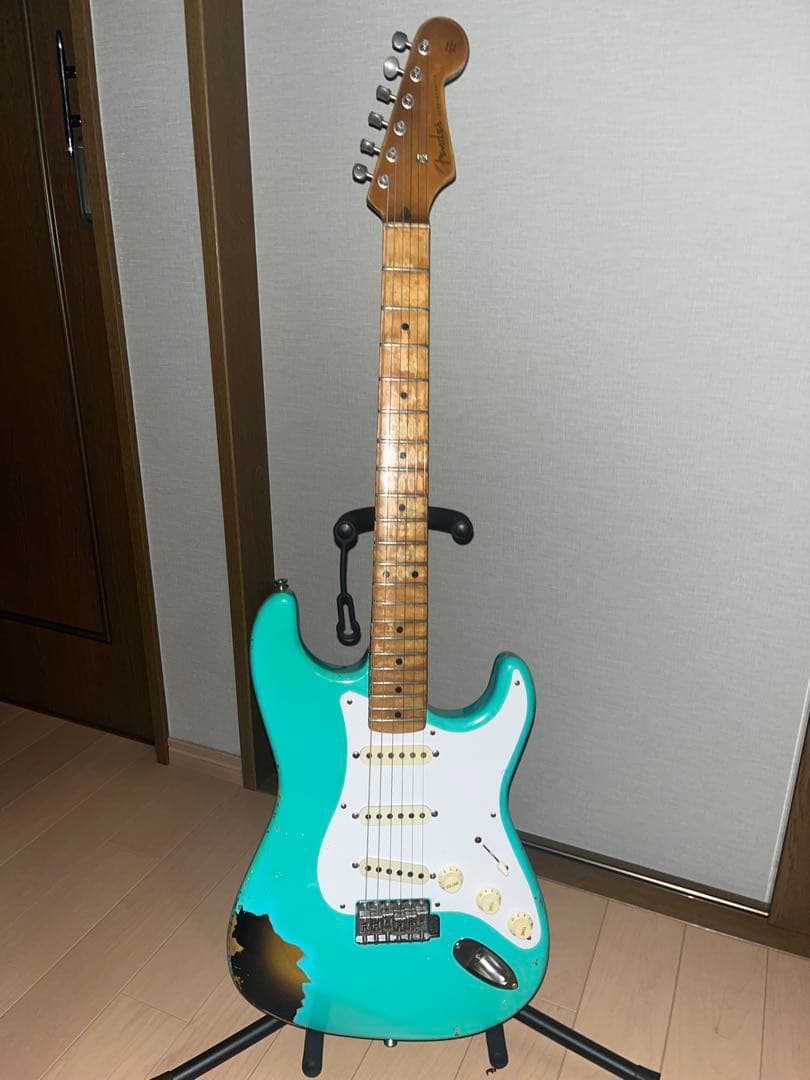 fender Japan ストラトキャスター