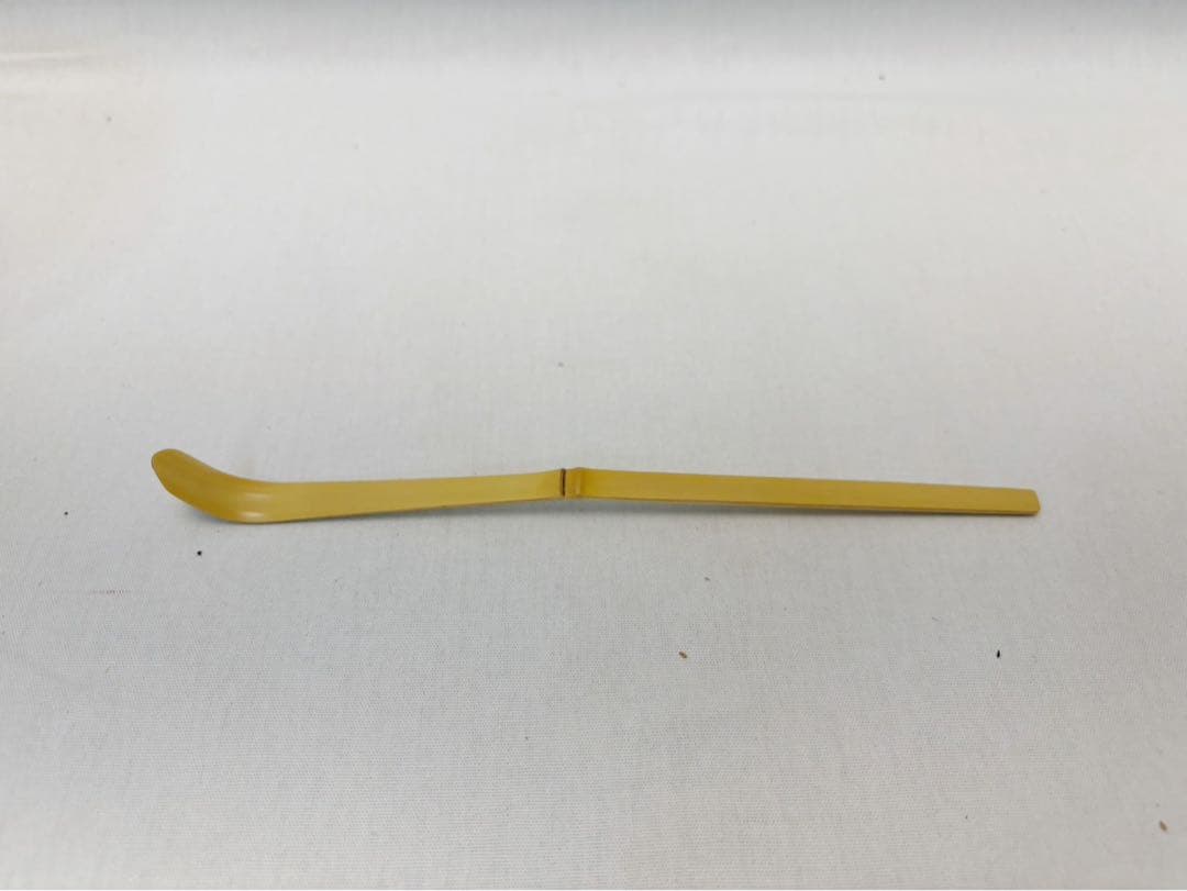 ほぼ未使用 茶道具 黒面朱利休茶箱 セット 茶碗 棗 茶筅 振出 巾筒 香合紙箱