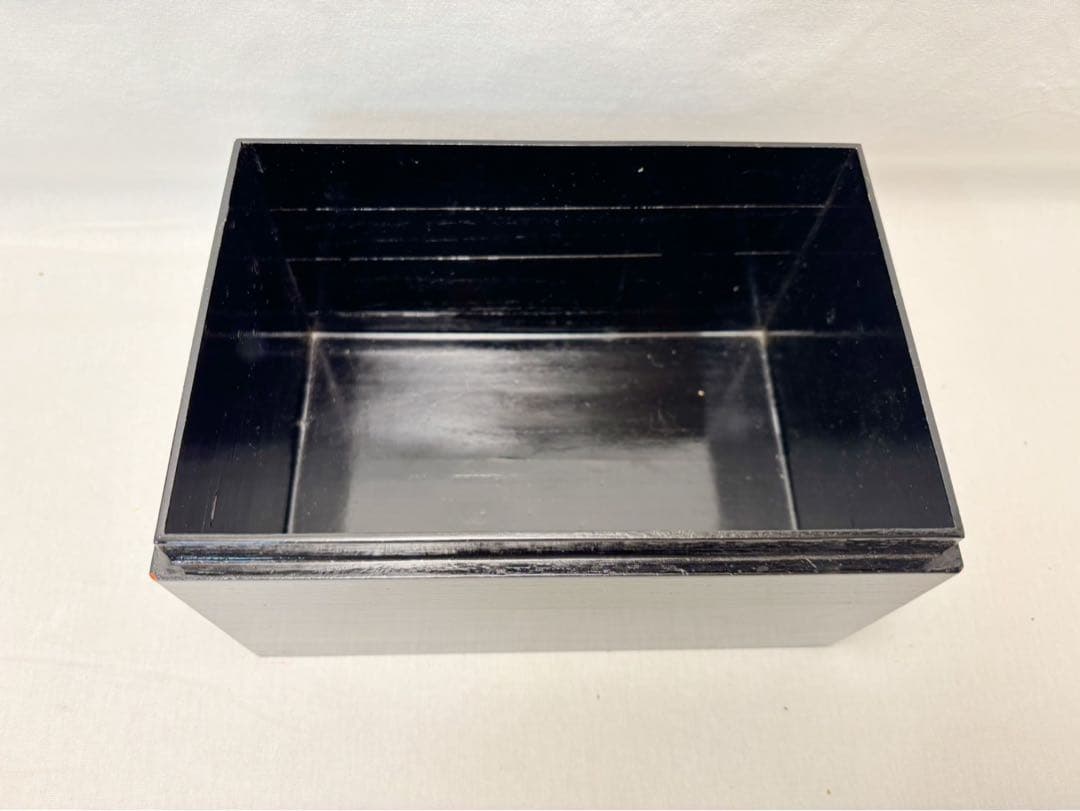 ほぼ未使用 茶道具 黒面朱利休茶箱 セット 茶碗 棗 茶筅 振出 巾筒 香合紙箱