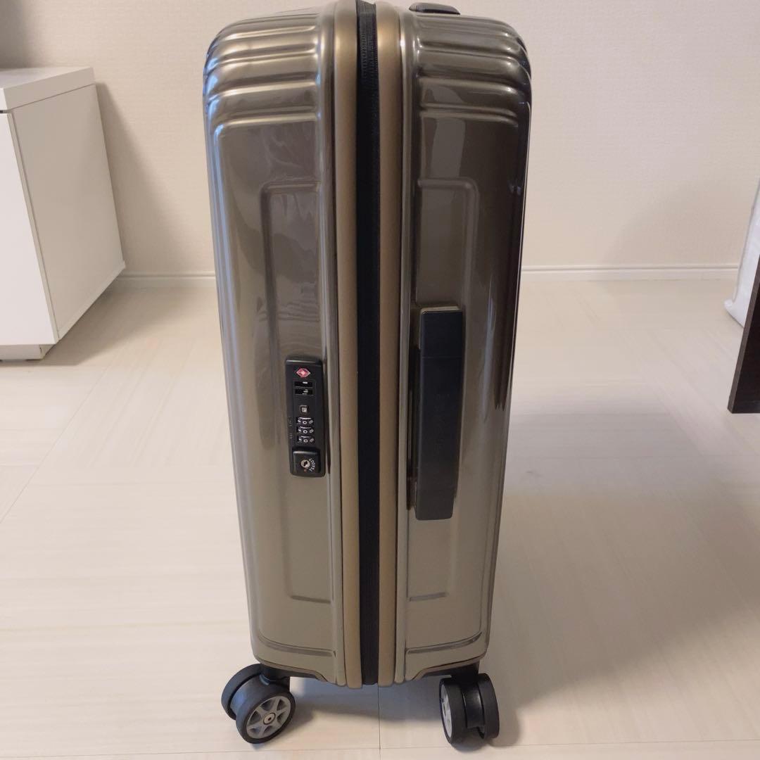 Samsonite Neopulse Spinner 55㎝ スーツケース