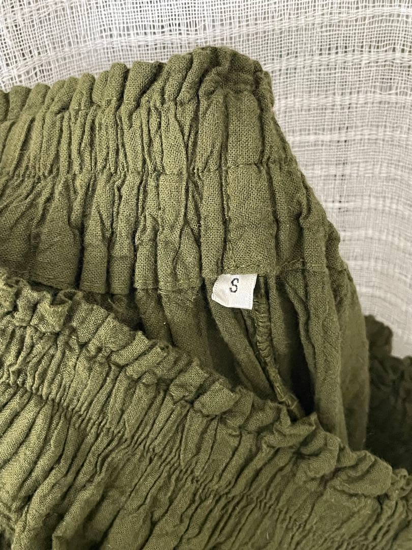 ヂェン先生の日常着 バルーンパンツスリム　　　　　　　　　　　Sサイズ カーキ