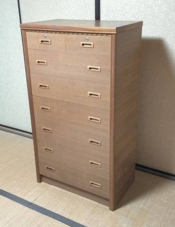 【送料込】大型 縦長 鍵付き タンス 引き出し 昭和 レトロ 収納 家具 箪笥