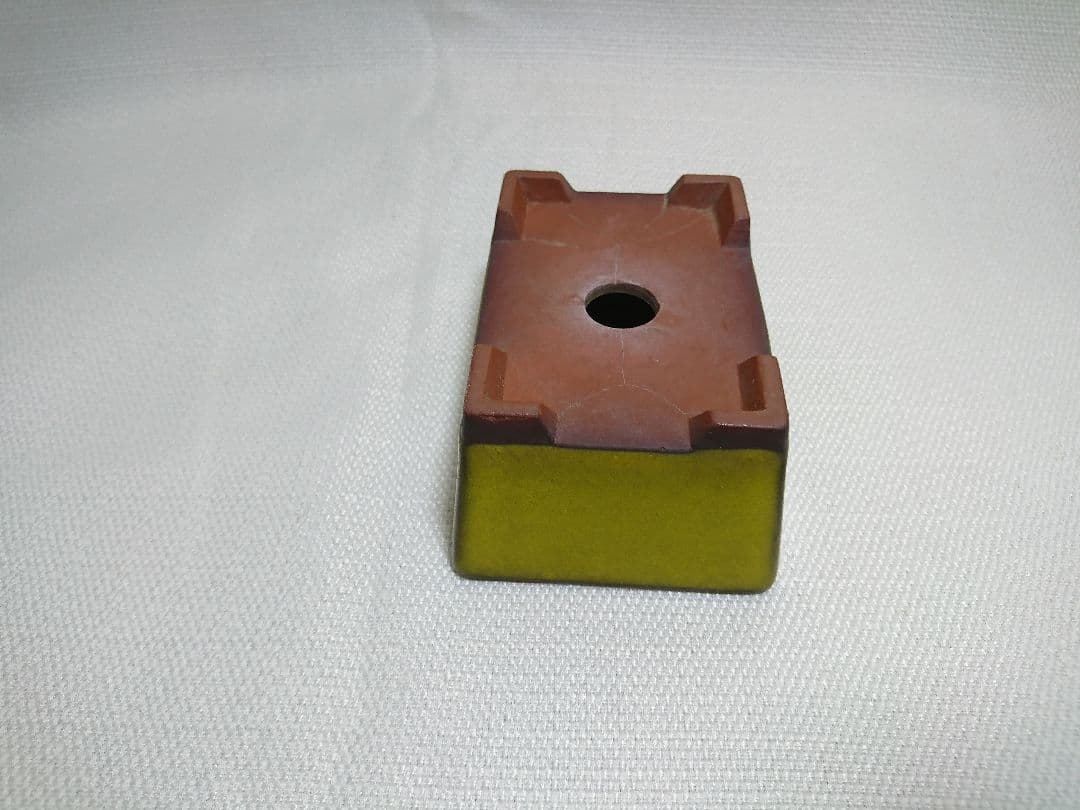 39 盆栽鉢 長方形小鉢★落款入　黄色　趣のある一品