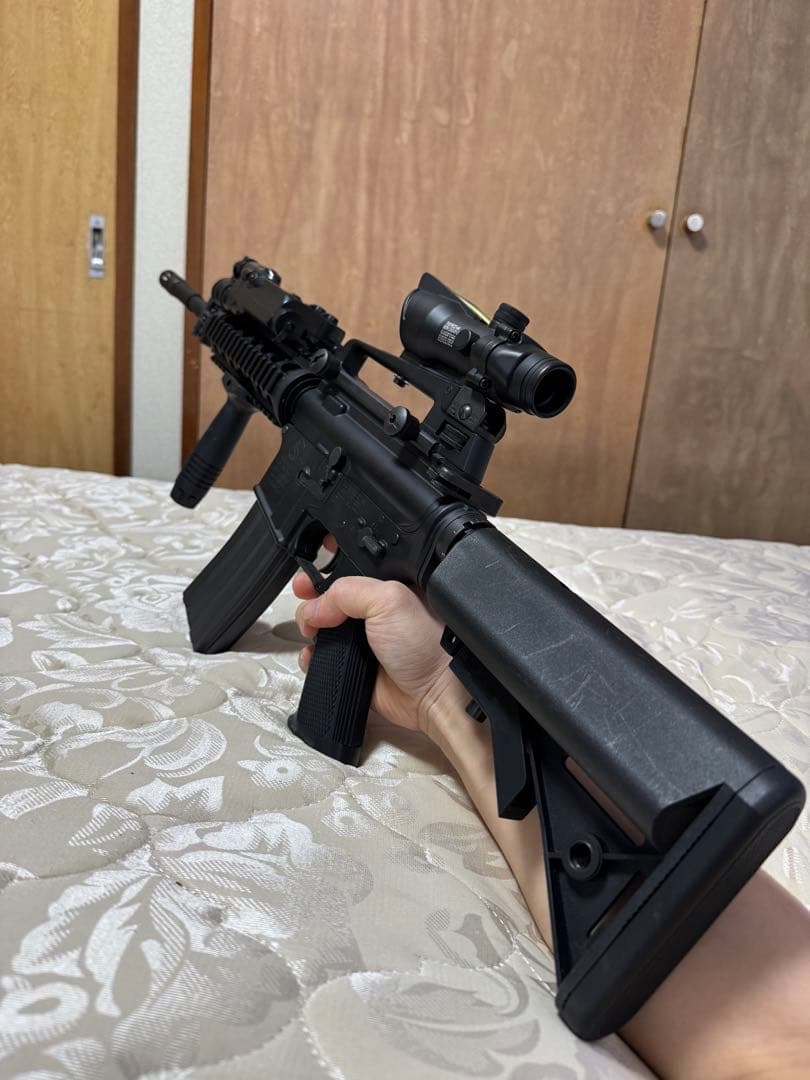 次世代電動ガン ブラック スコープ付き