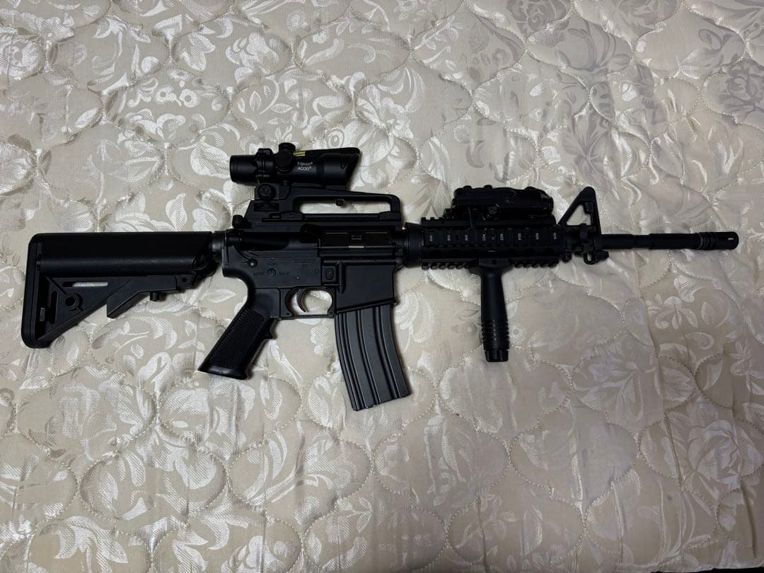 次世代電動ガン ブラック スコープ付き