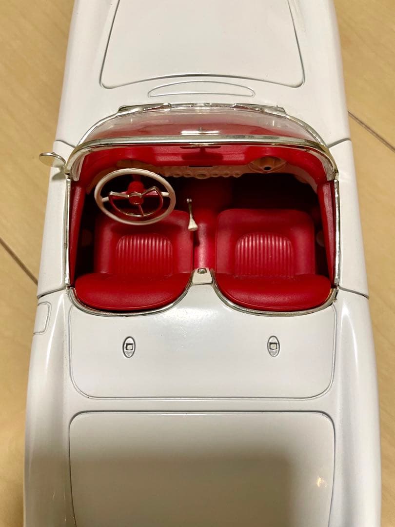 シボレーコルベット 1953POLO WHITE １／18