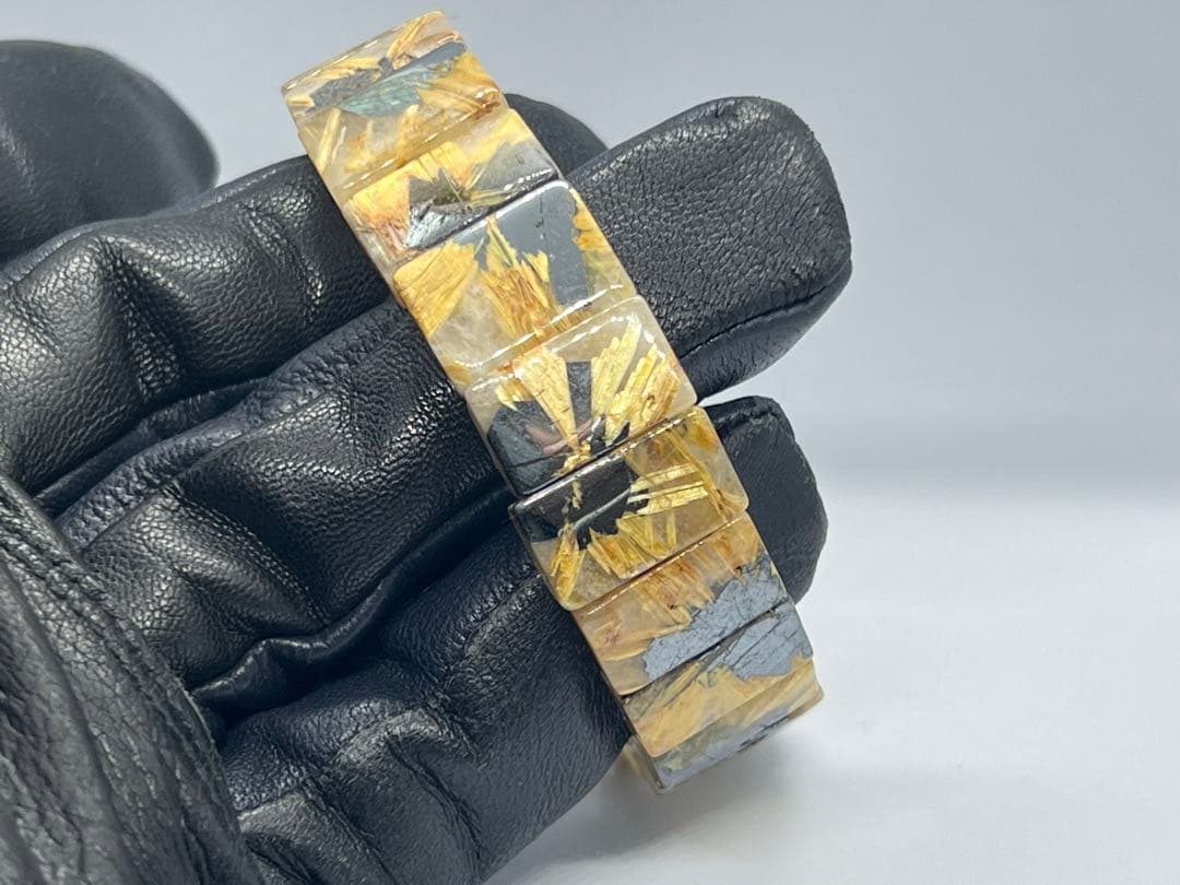 ②ゴールドルチルクォーツ太陽放射ルチルバングルブレスレット