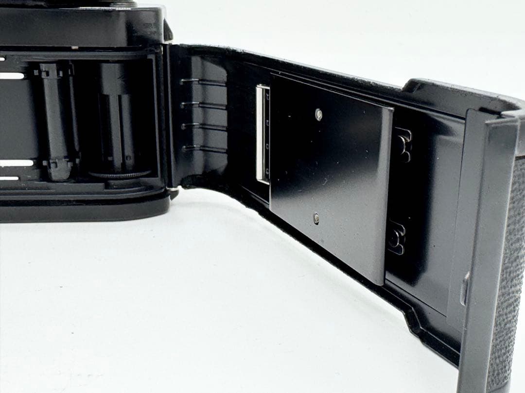 【完動品】CANON AV-1 ＋ FD 50mm F2