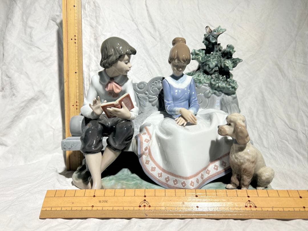 リアドロ　「ときめき」　廃盤品　男女と犬