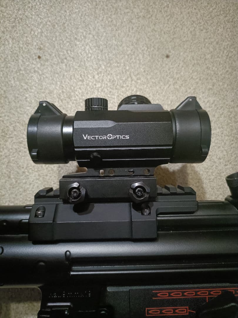 【総額11万超・実戦未使用】【美品】東京マルイ 次世代MP5A4 外部カスタム品