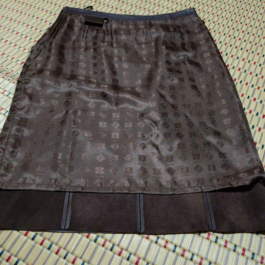 LOEWE ダークブラウン レザー 8枚はぎスカート ひざ丈