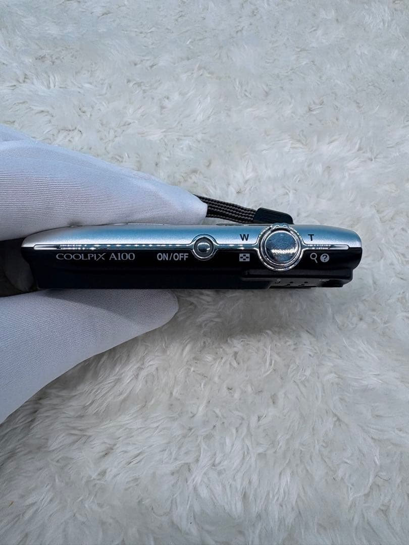 Nikon COOLPIX シルバー コンパクトデジタルカメラ　動作確認済み