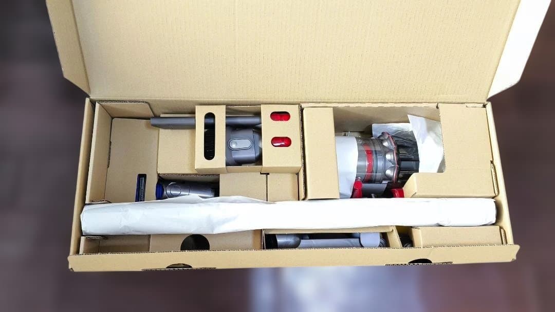 ダイソン　Dyson Digital Slim (SV18 FF OR2) 新品
