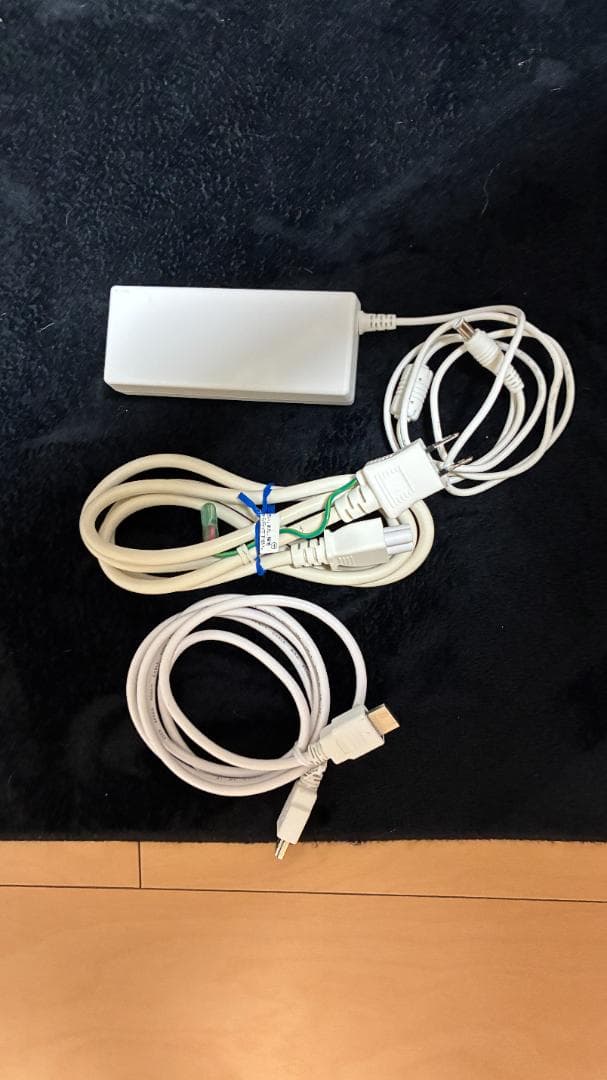 美品 LG Electronics 32UN550-W モニター 4K VA