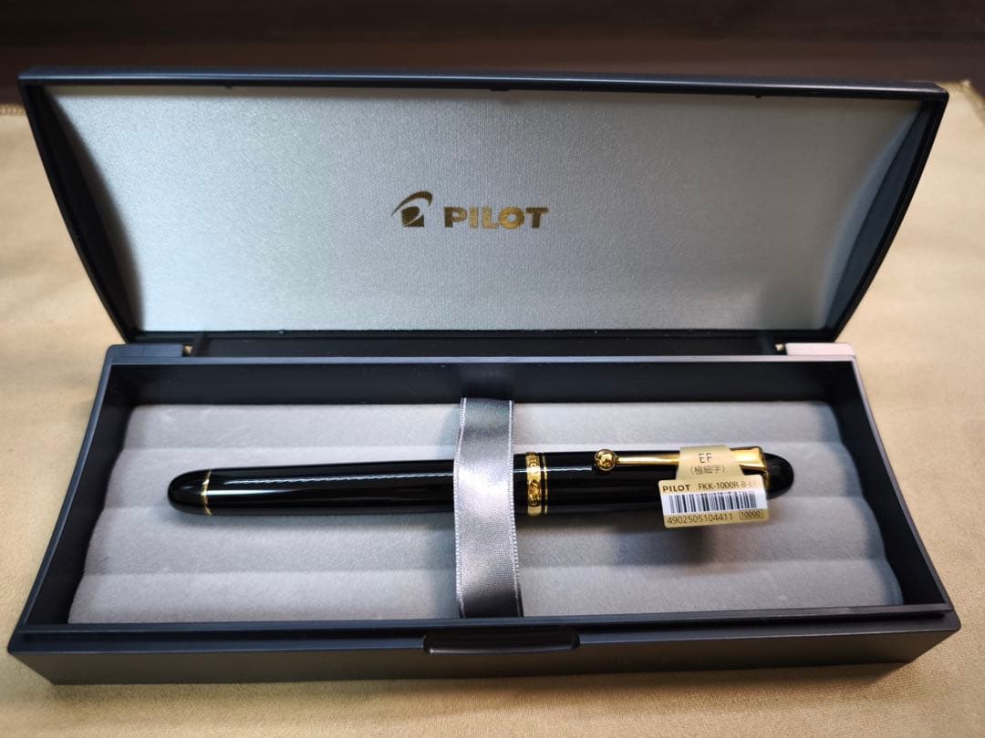 PILOT万年筆 カスタム74 ブラックEF
