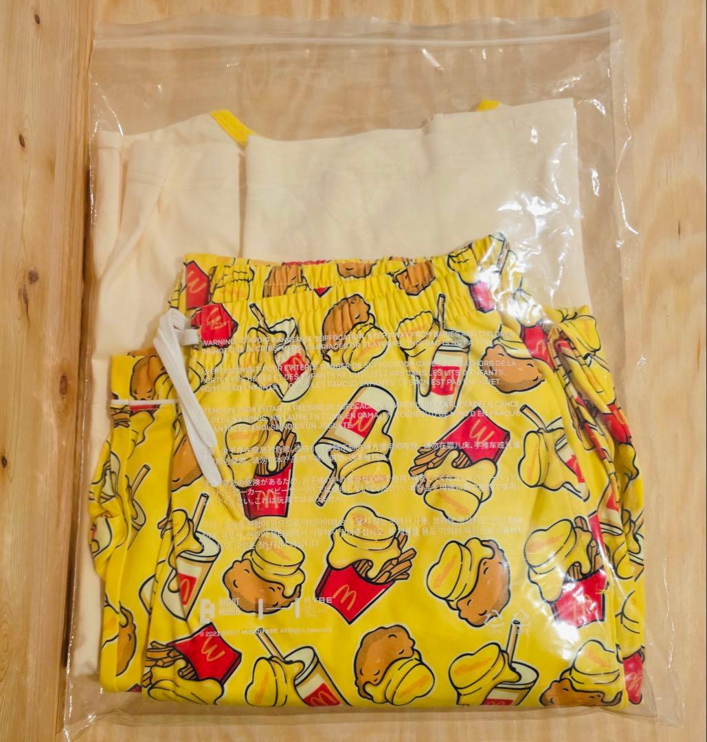 BTS × マクドナルド McDonald コラボ　パジャマ 新品　butter