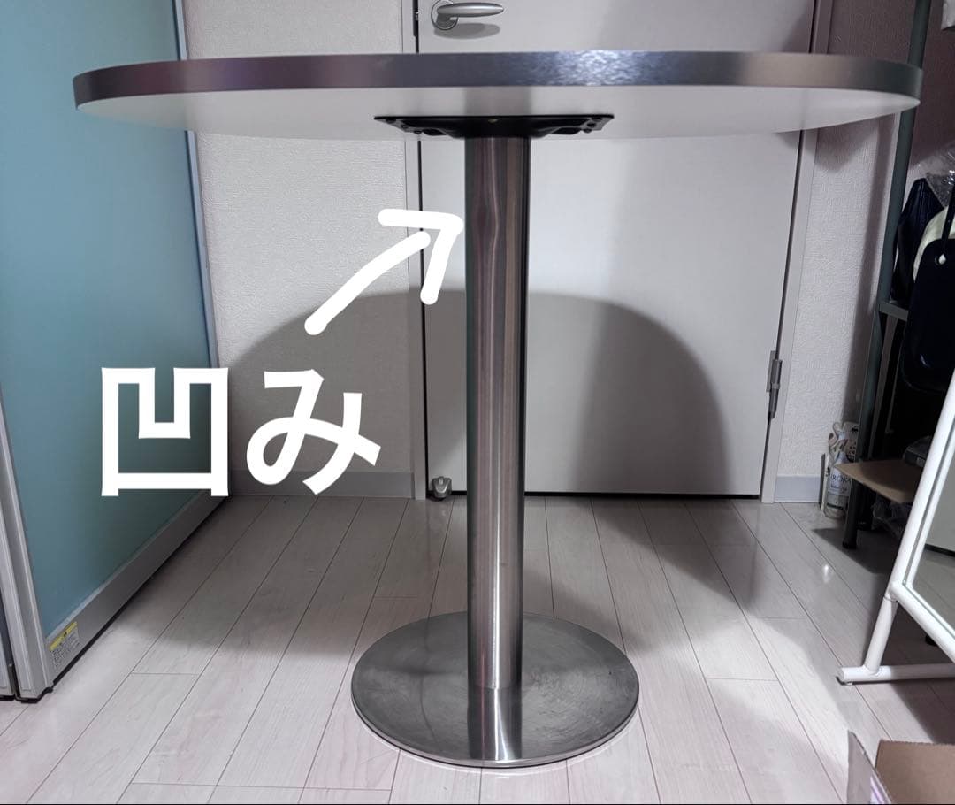 【1/20まで出品】ラウンドスクエアダイニングテーブル 800mm 脚に凹みあり