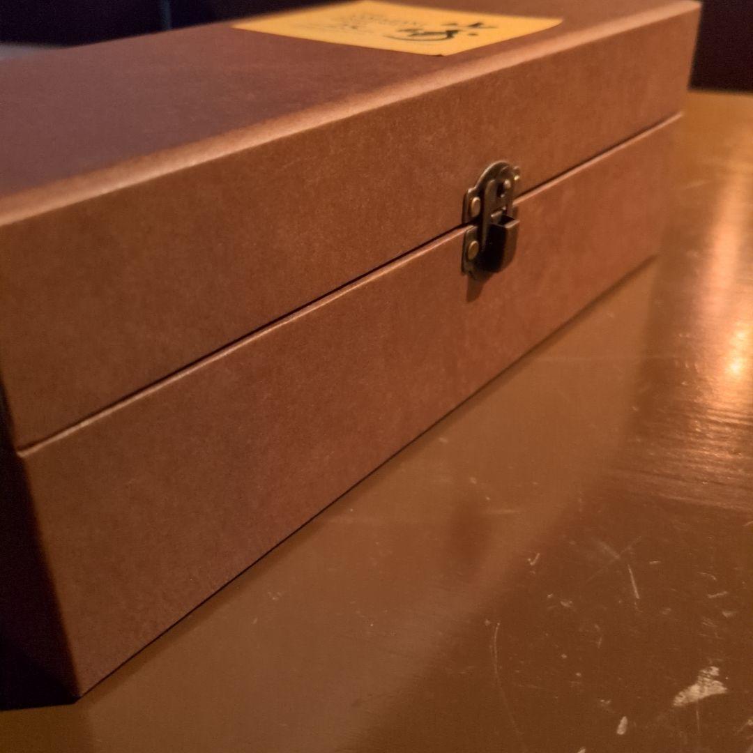 A*n様 山崎 25年 シングルモルトウイスキー 700ml　空瓶　空箱　美品