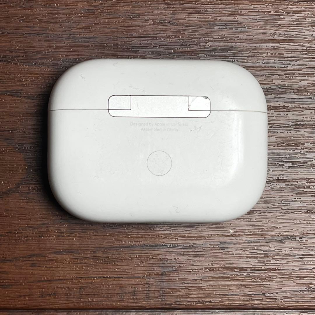 美品 AirPods Pro 第3世代 A3122 充電ケース ケース
