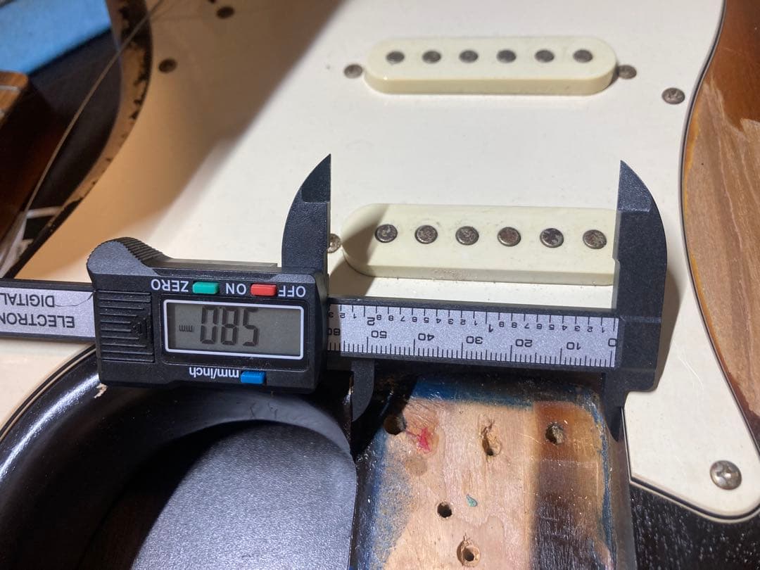 早い者勝ち　#16ストラトキャスタータイプ　ニトロセルロースラッカー塗装