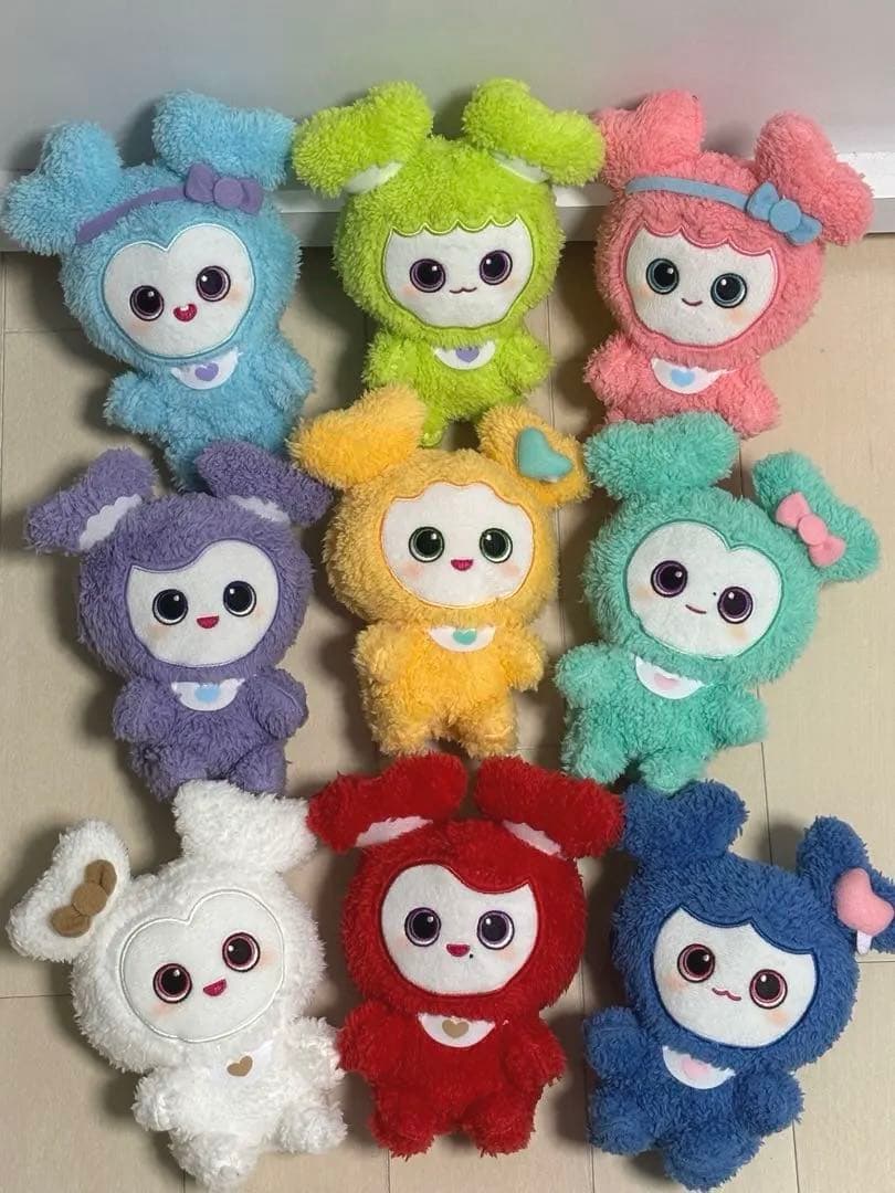 TWICE LOVELYS　ふわもこおすわりぬいぐるみ　GiGO限定コンプセット