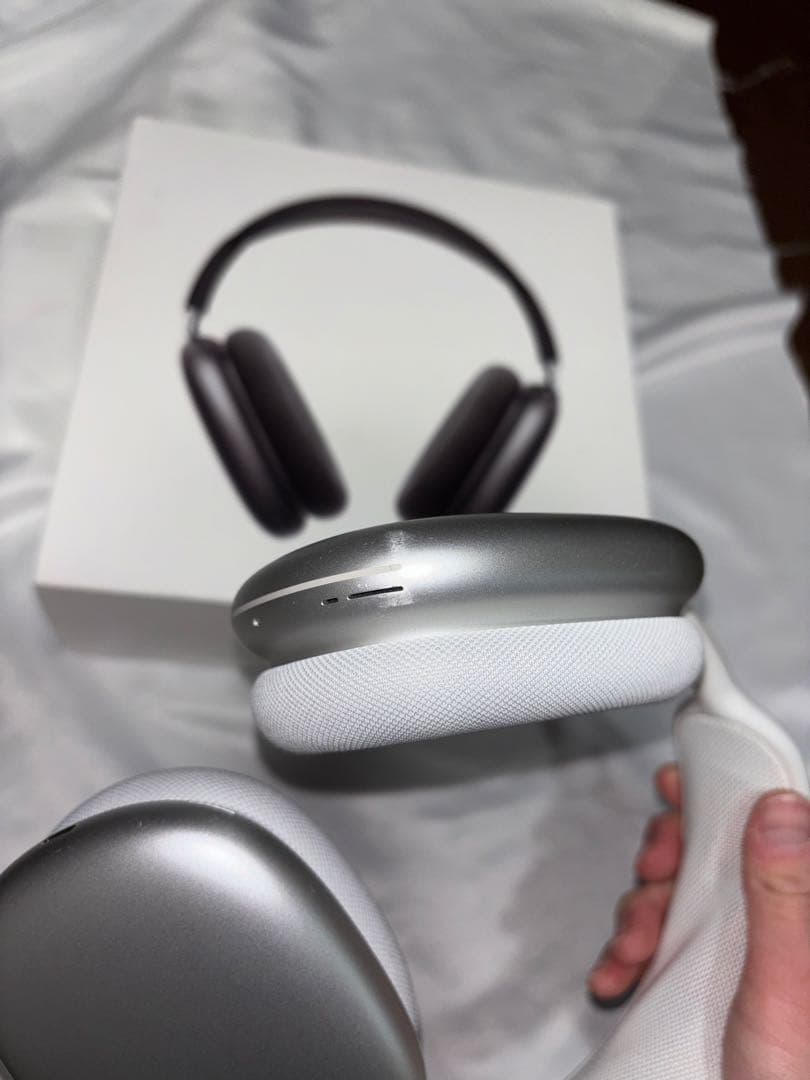 AirPods Maxシルバー 本体+外箱（ケースなし）