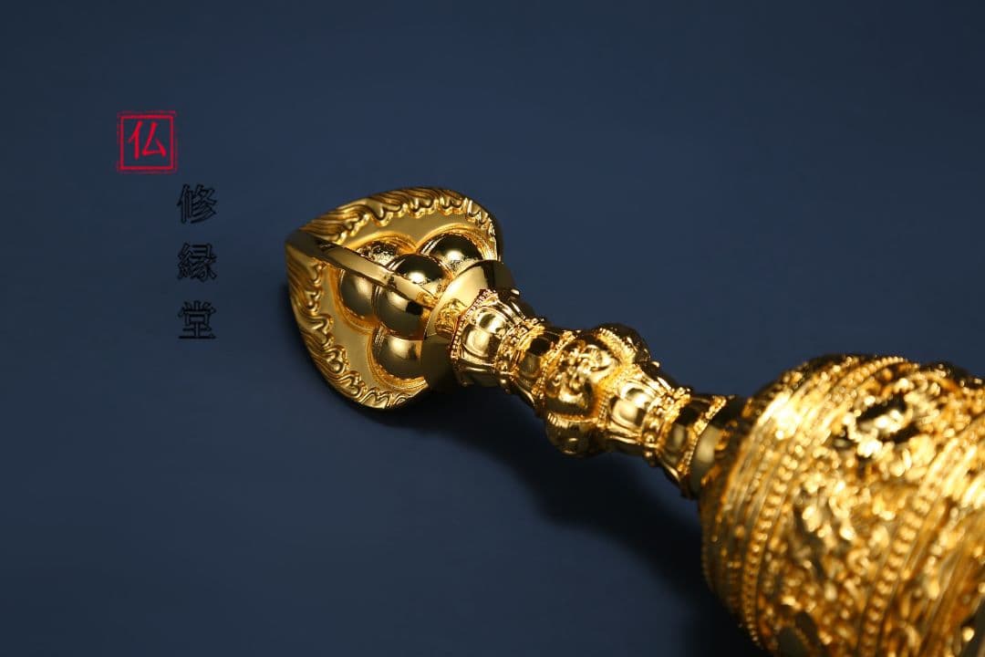 【修縁堂】密教法具 真言宗 法器 炎の宝珠鈴 寺院用仏具