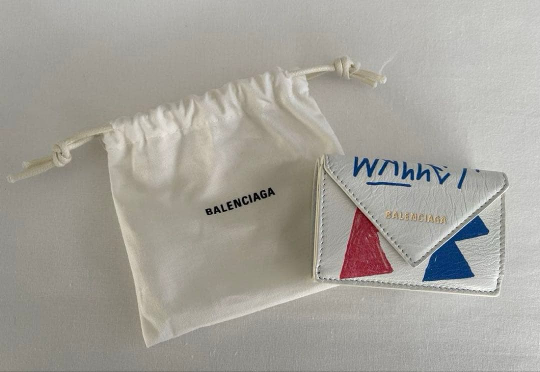 バレンシアガBALENCIAGAペーパーミニウォレット　グラフィティ三つ折り財布