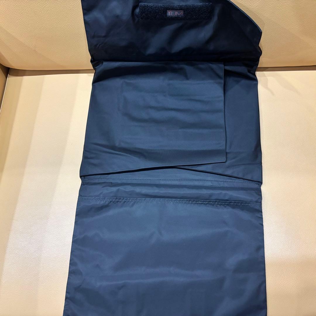 新品TUMI　旅行や出張にシワにならずに収納できる優れもの大容量パック　希少限定