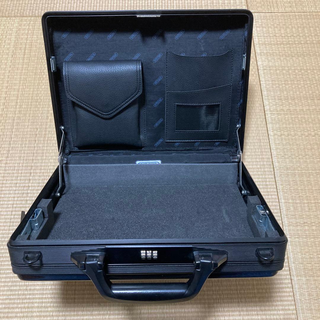 RIMOWA Samba アタッシュケース