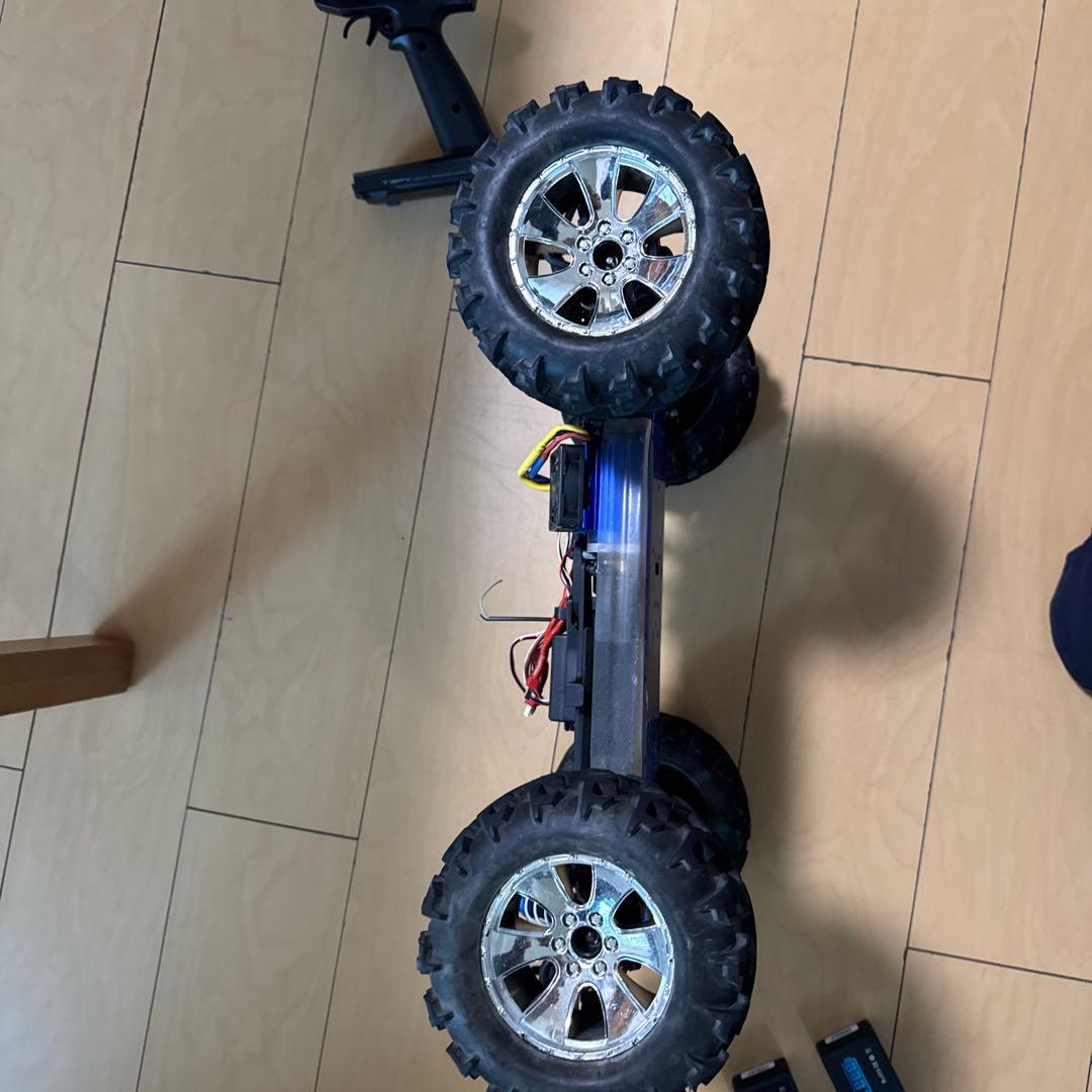 SSDRACING リモコンカー、ブルー 1/8