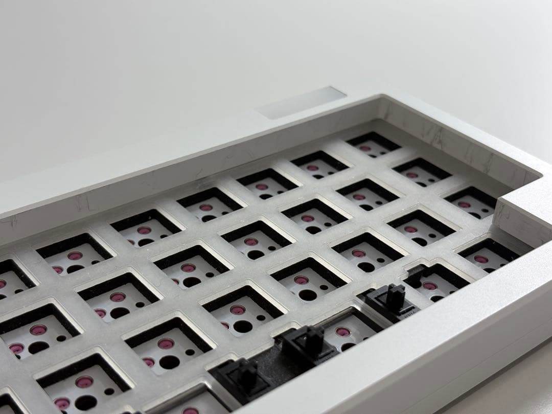 Lazydesigners apricot 自作キーボード