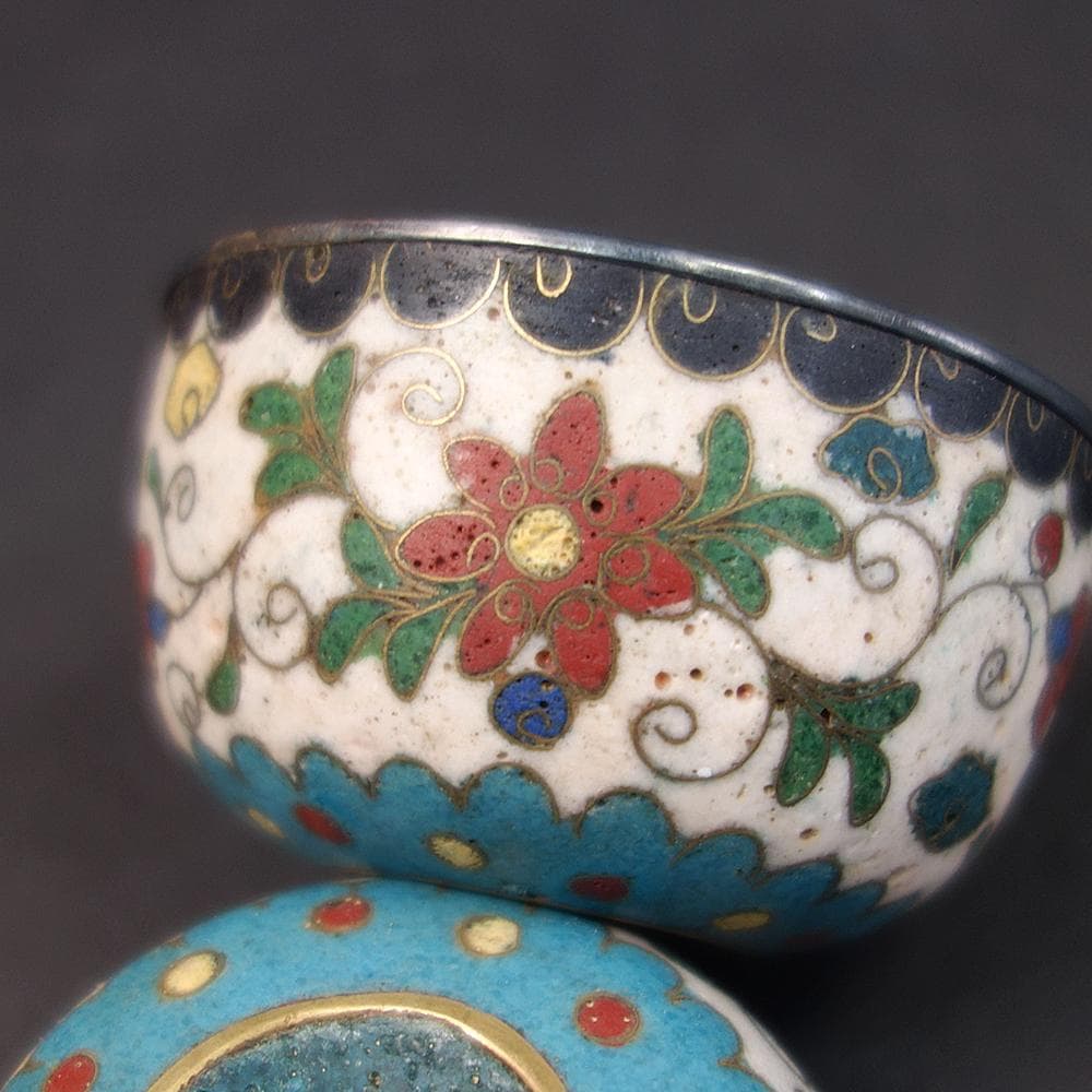 七宝内銀草花文盃　２客　送料無料