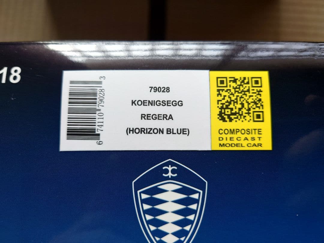 オートアート1/18ケーニグセグレゲーラ HORIZON BLUE