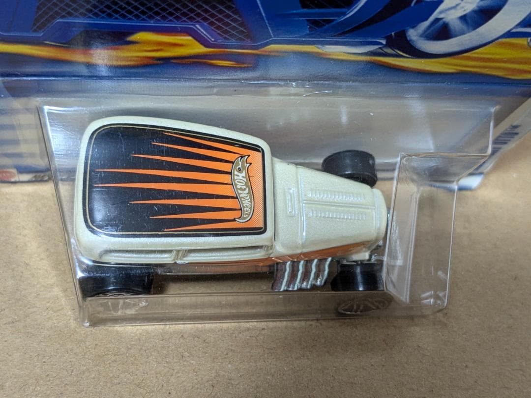ミニカー Hot Wheels FIRST EDITIONS Hemi coupe