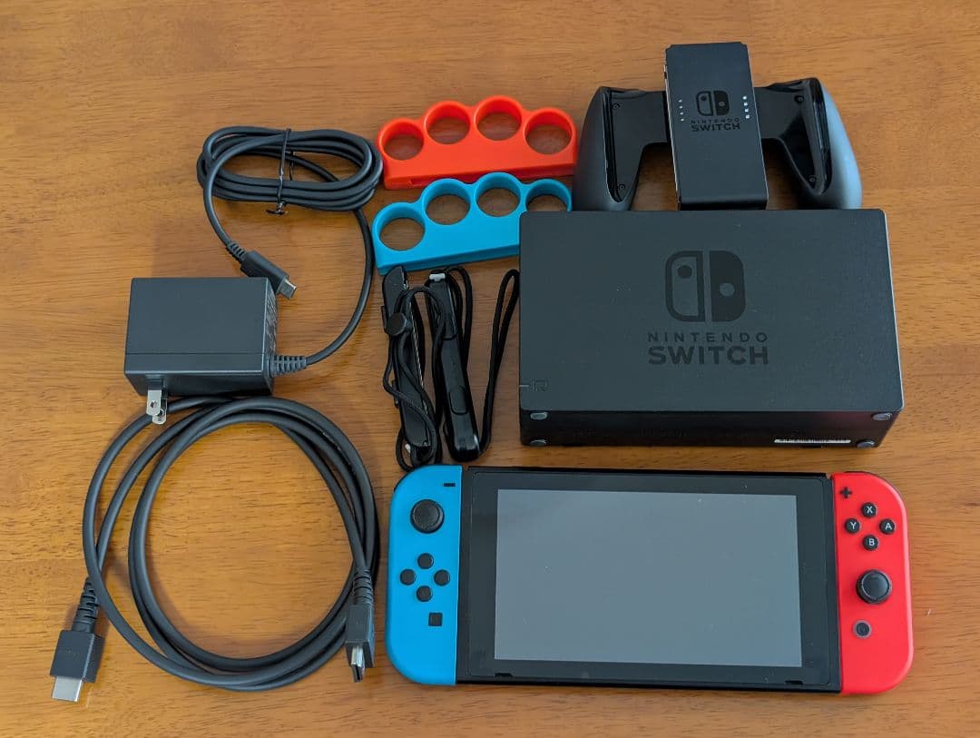 Nintendo Switch 本体 青/赤 Joy-Con＋128GB SD