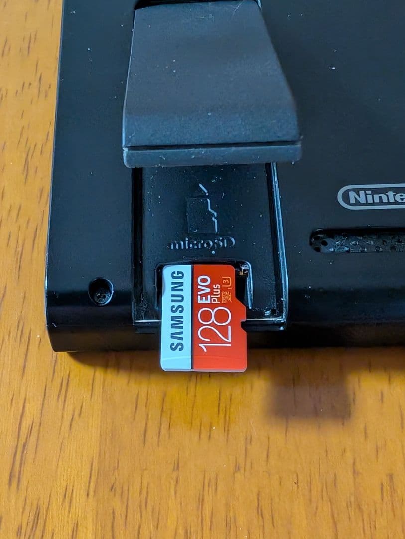 Nintendo Switch 本体 青/赤 Joy-Con＋128GB SD