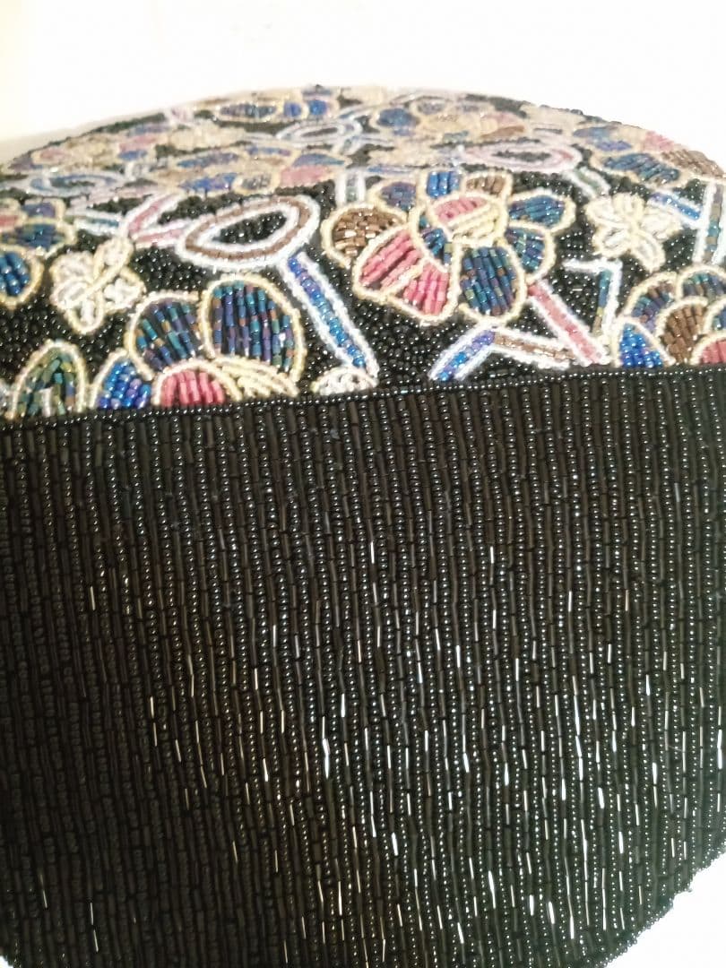 柏ビーズ刺繍 ショルダーバッグ 黒