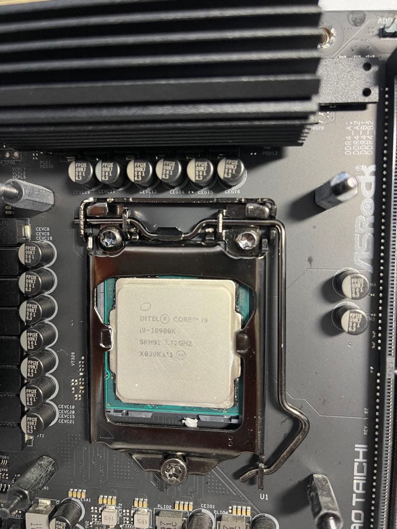 CPU Intel Core i9-10900K CPU
