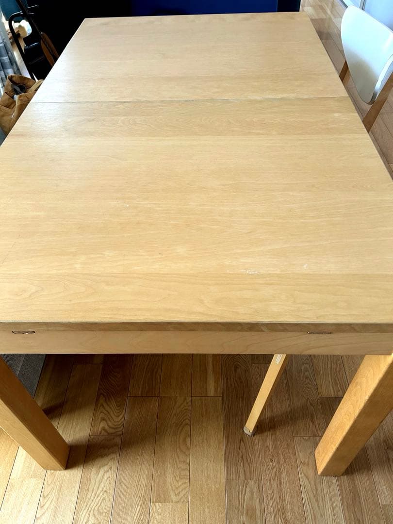 IKEA ダイニングテーブル BJURSTA 9/27以降発送