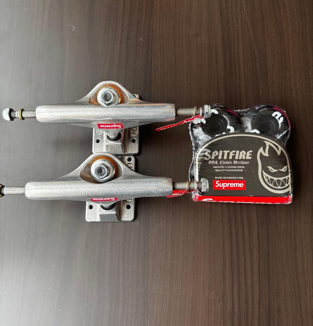 supremeスケボーウィール53mm independent truck139