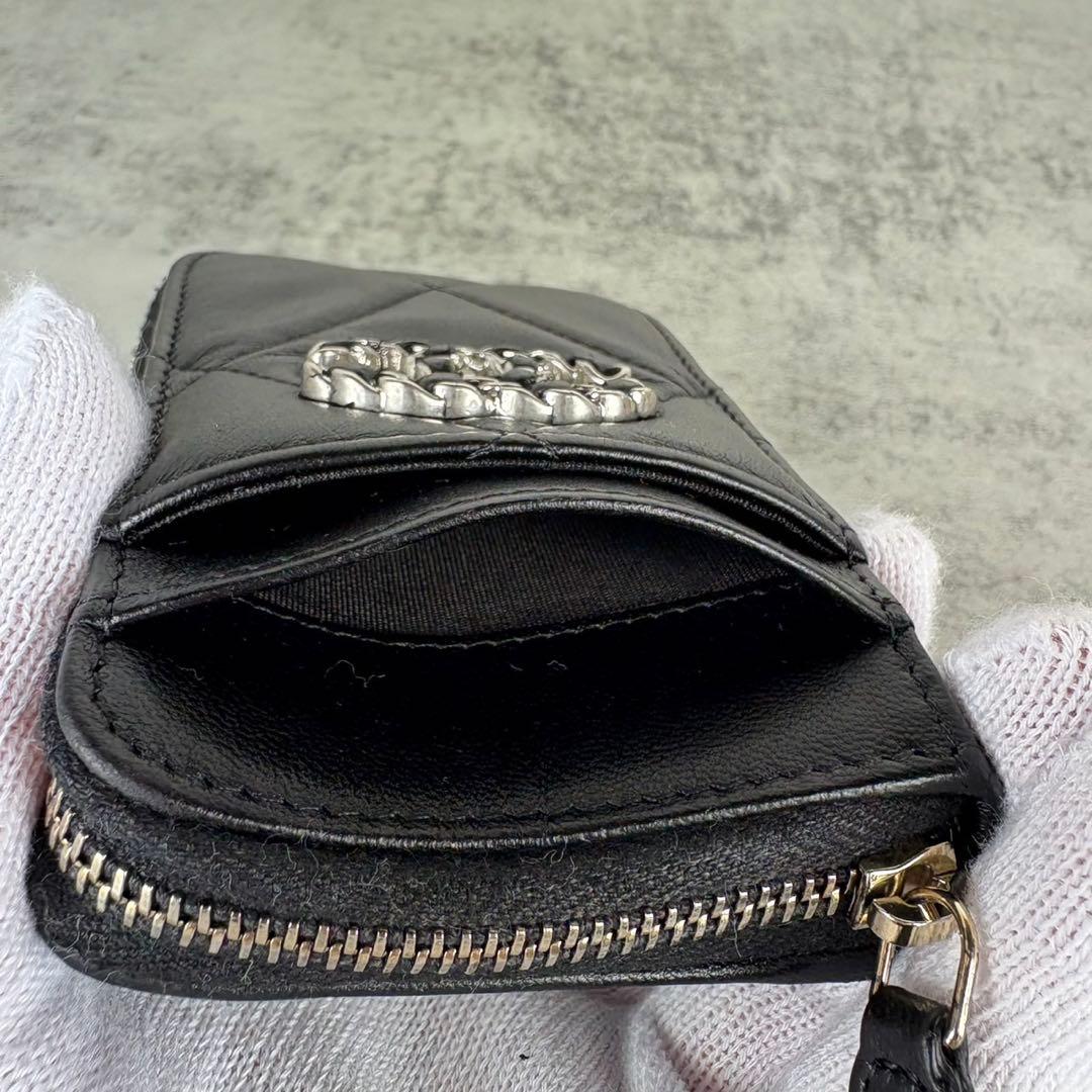 CHANEL 19 ディズヌフ　ケース　フラグメントケース