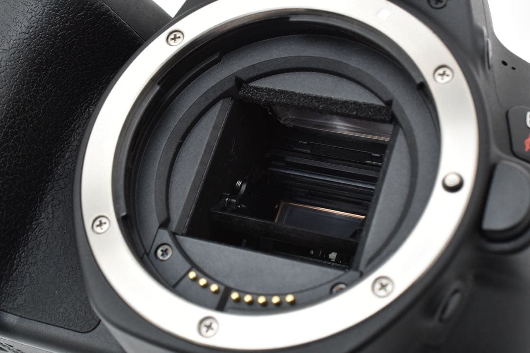 一眼レフカメラ canon kiss x9標準&望遠&単焦点トリプルレンズセット